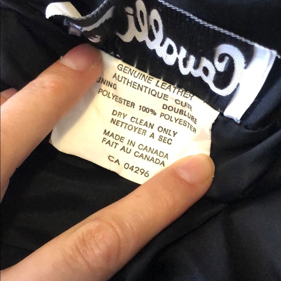 Black leather knee length skirt - Picture 7 of 7